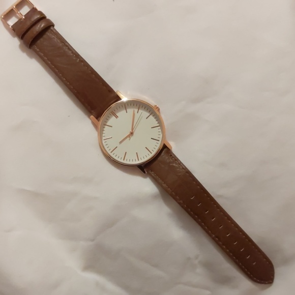 Watch - Picture 3 of 5